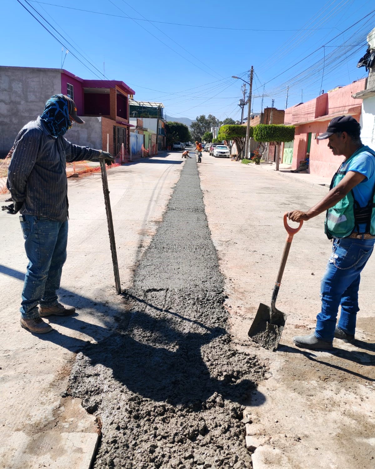 Interapas entrega rehabilitación de drenaje sanitario en la calle Newton, colonia Progreso