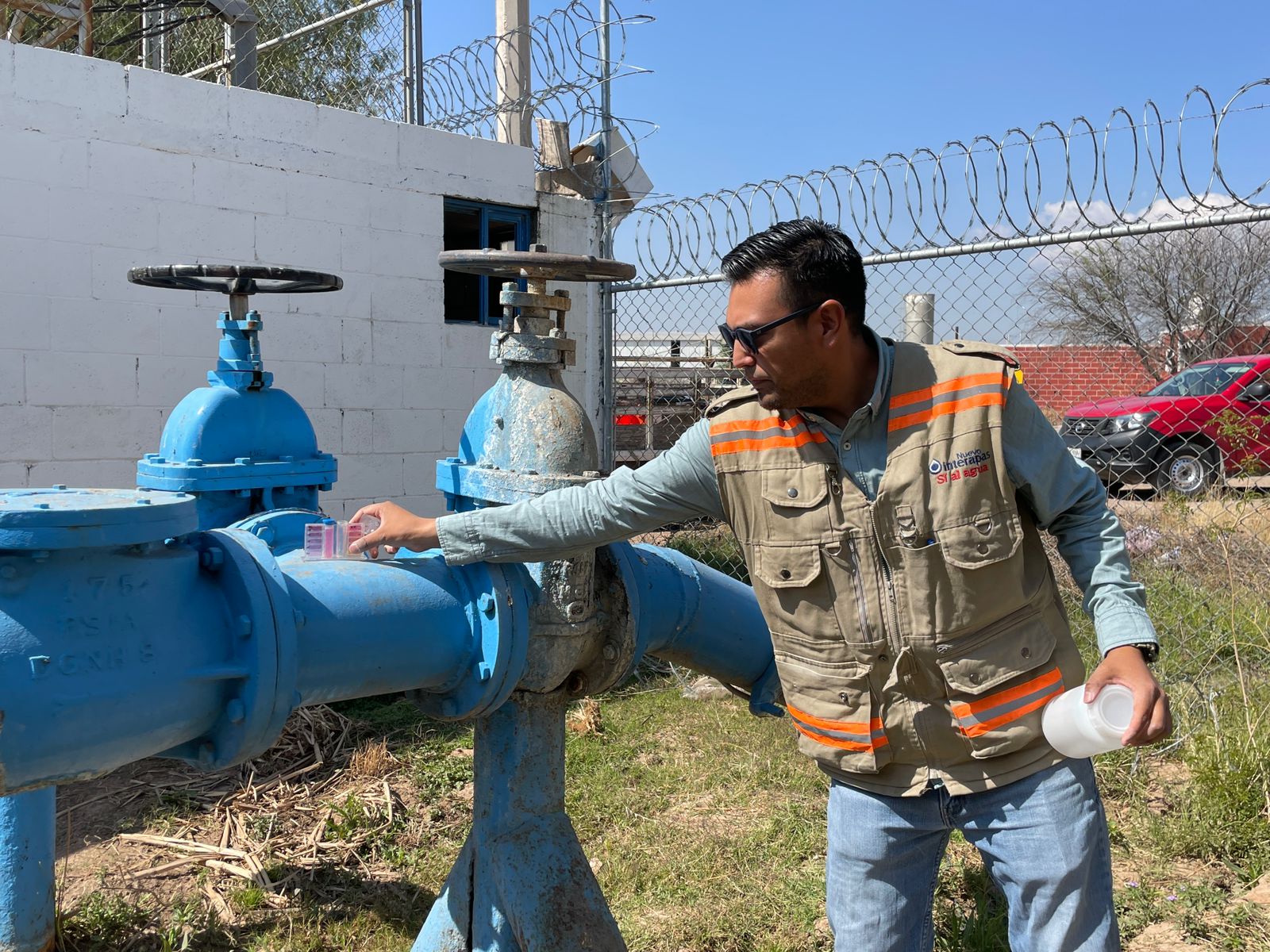 Interapas garantiza calidad del agua en colonia Juan Pablo y Buenos Aires
